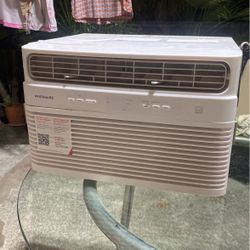 Frigidaire A/C Window  6000 BTU 