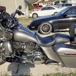 2015 Harley Davidson CVO Touring Seat Pan. Brand New Never Used.