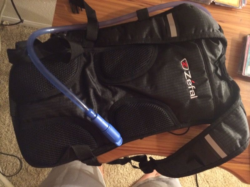 Black zefal hydrating backpack