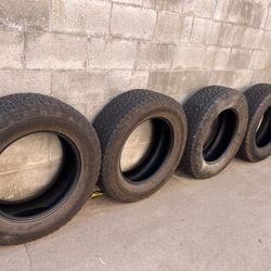 Set Of 4 Tires 