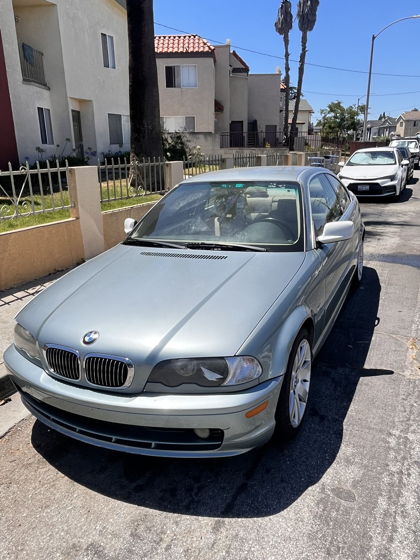2002 BMW 325ci
