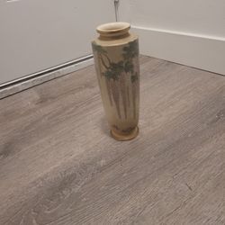 Kinkozan Sobei VII Wisteria Vase 