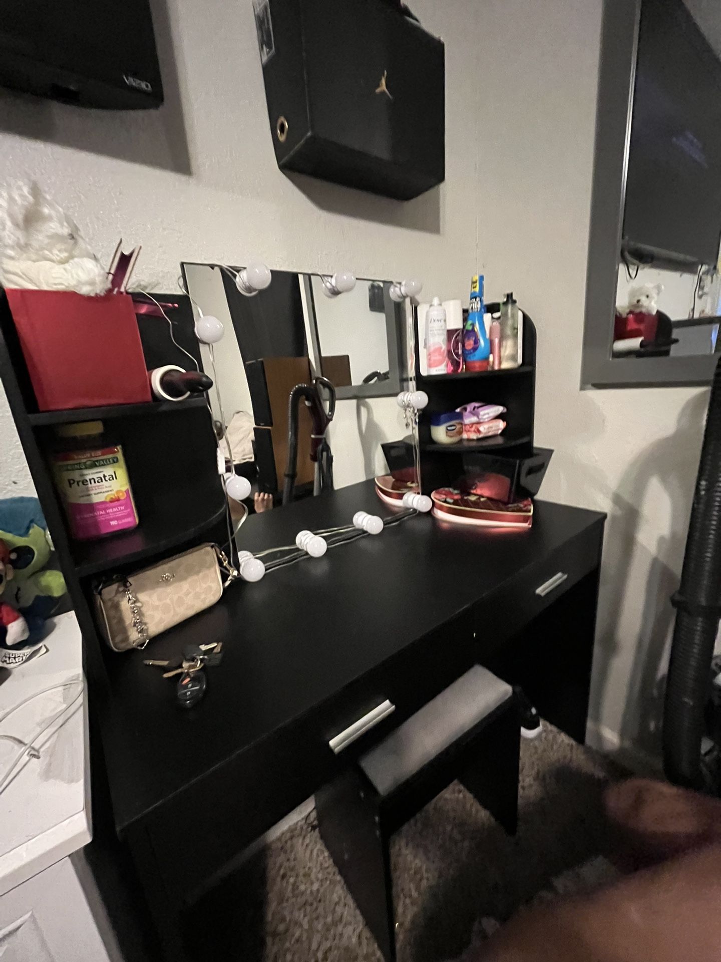 vanity with lights