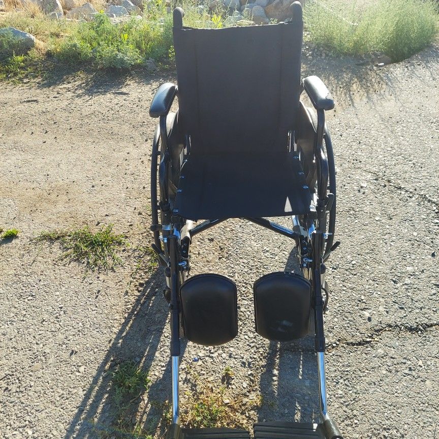 ADULT WHEELCHAIR WEIGHT CAPACITY 250LBS 15"INCH