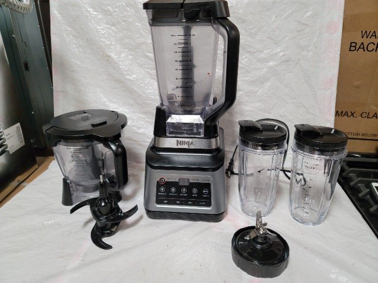 🚨 Ninja Professional Plus Kitchen System with Auto iQ (2) 24oz