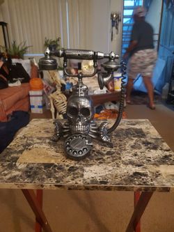 Halloween Skull Phone.