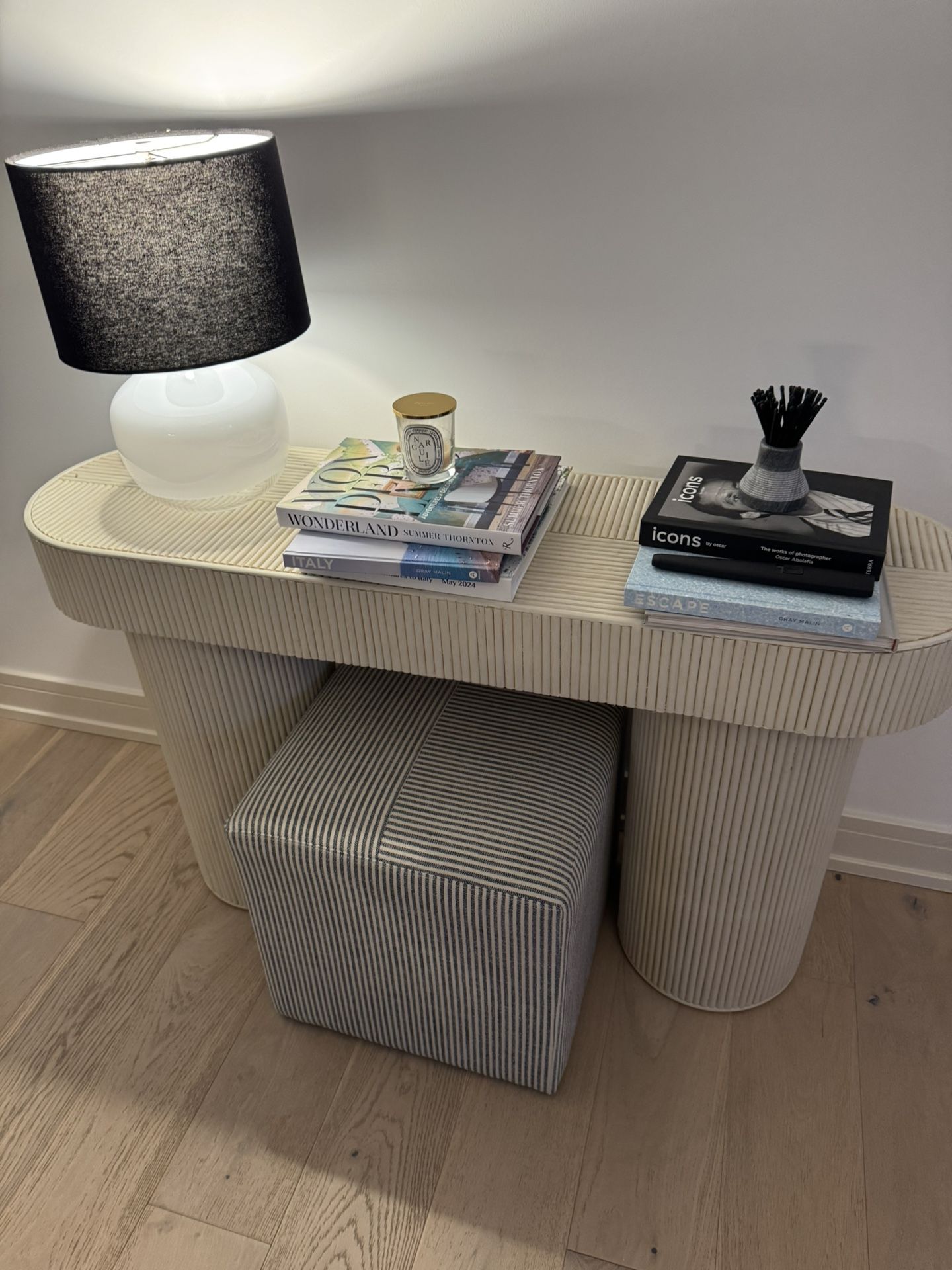 Console Table And Ottoman