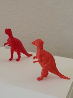 2pc dinosaur toy figures