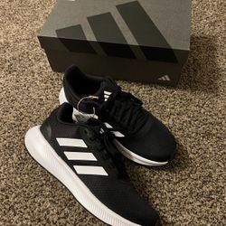 New Adidas women sneakers size 7.5