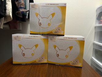 Pokémon TCG 30th Celebration Elite Trainer Box