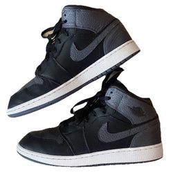 KIDS NIKE AIR JORDAN SHOES
