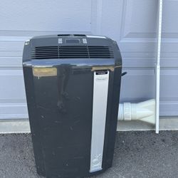 Delonghi Pinguino portable AC Air Conditioner (12,500 BTU)