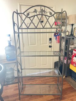 Shelf