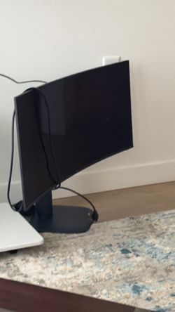 34 inch curved Alienware monitor 180 hrz