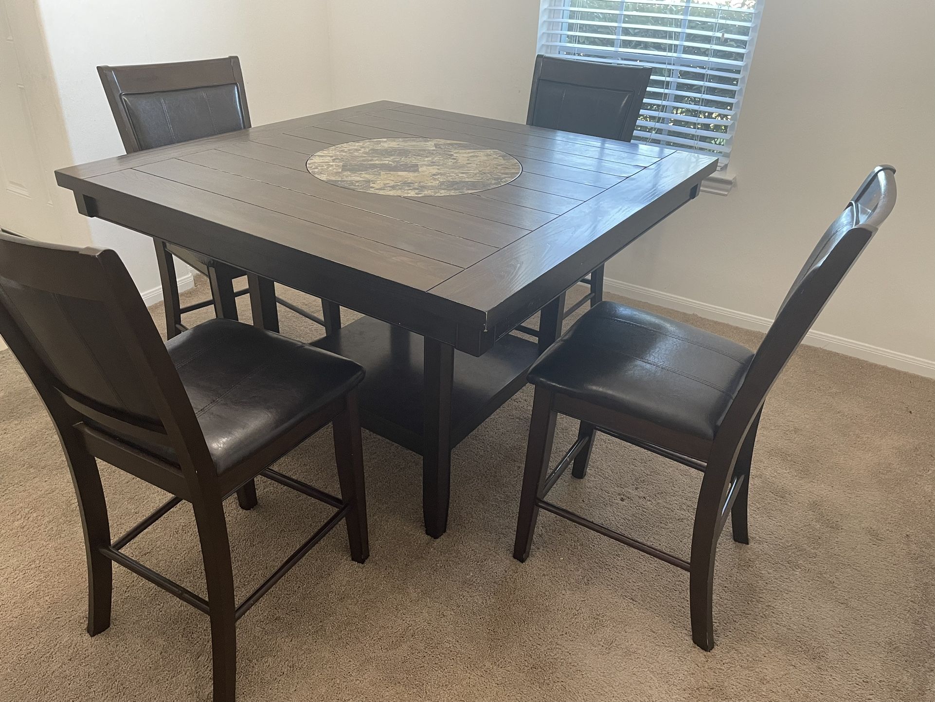 Breakfast/dining Table 