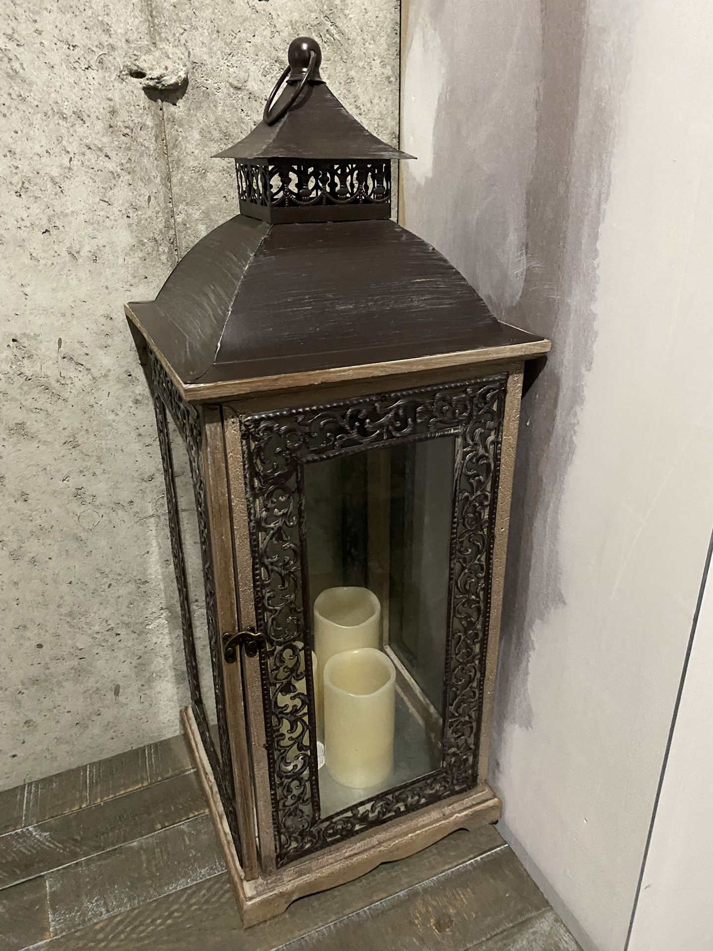 Huge Lantern And Three Battery Operated Candles