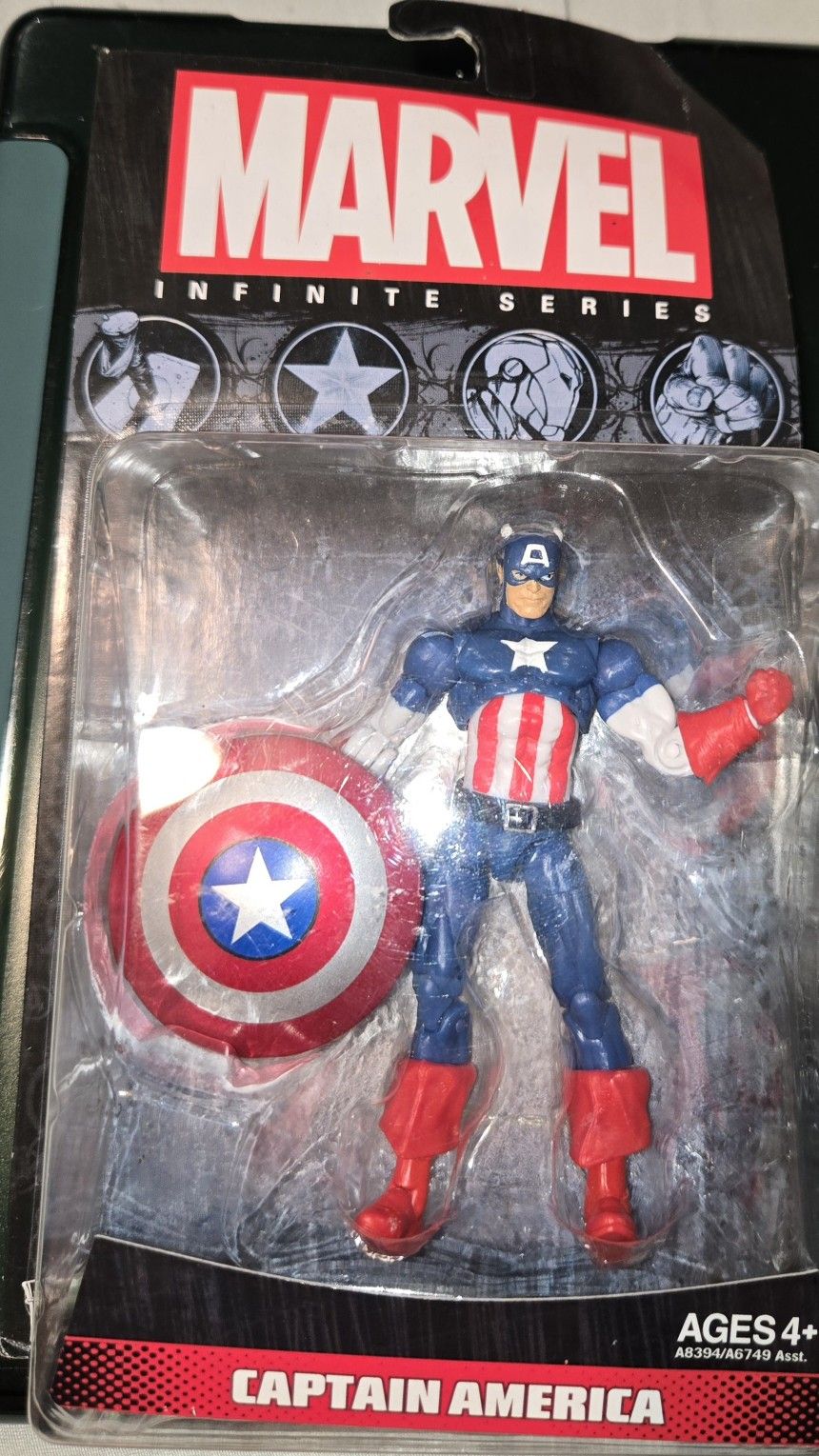 Marvel Infinite Series Captain America Action Figure 