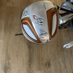 Alone golf club set