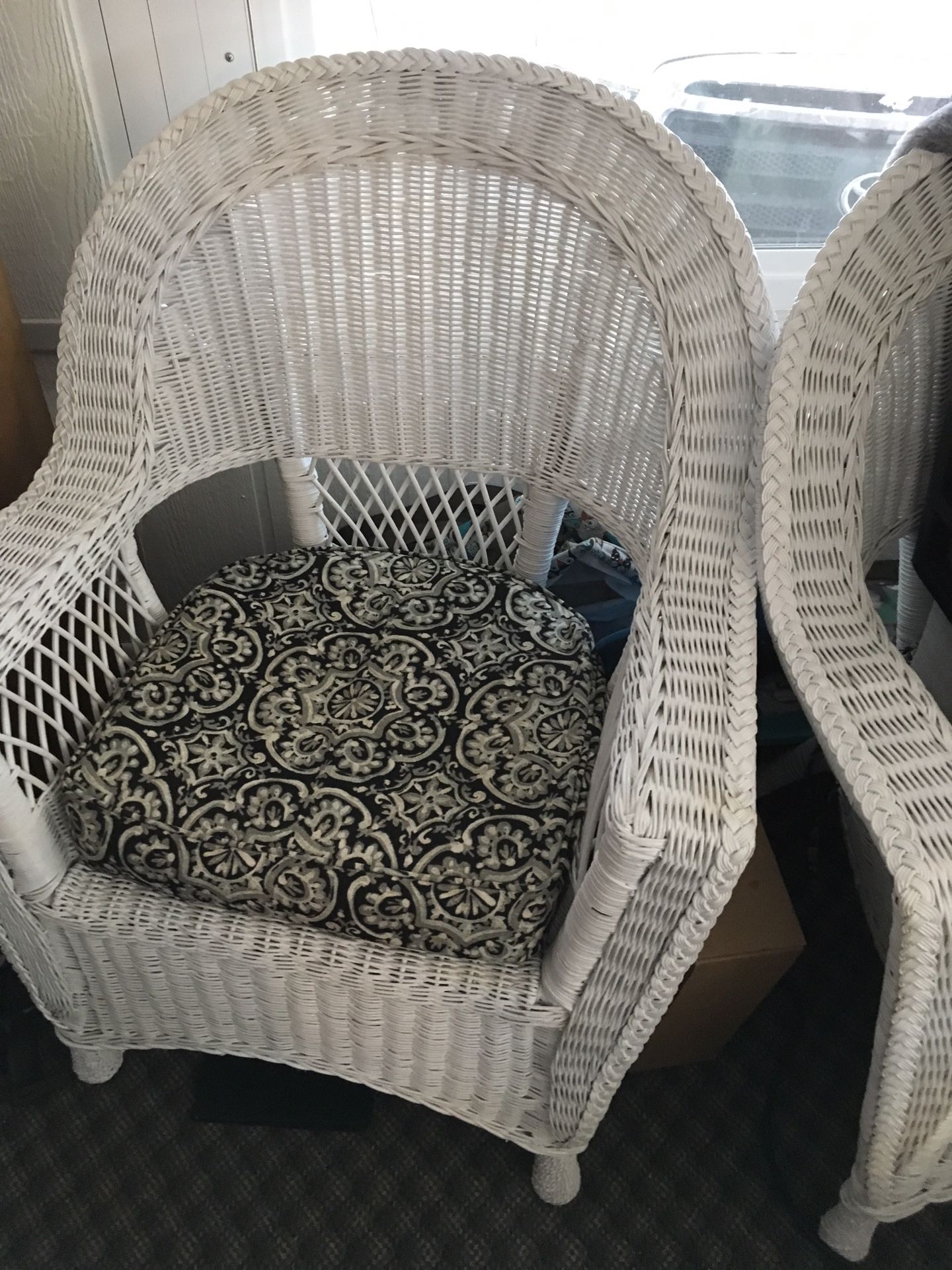 Wicker couch and 2 chairs