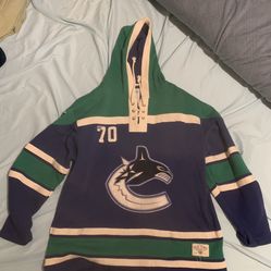 Cannucks Hockey Sweatshirt 