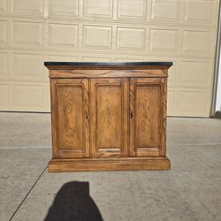 High Quality Traditional Sideboard/ Cupboard/ Barcart