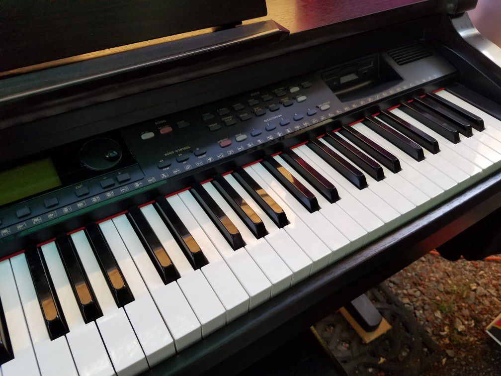 Yamaha CVP-69 Clavinova Digital Piano $300 for Sale in Puyallup, WA -  OfferUp