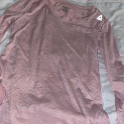 Women’s size small Reebok pink long sleeve shirt