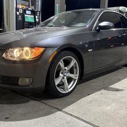 2009 Convertible BMW immaculately maintained low mileage reliable fun car 6,500