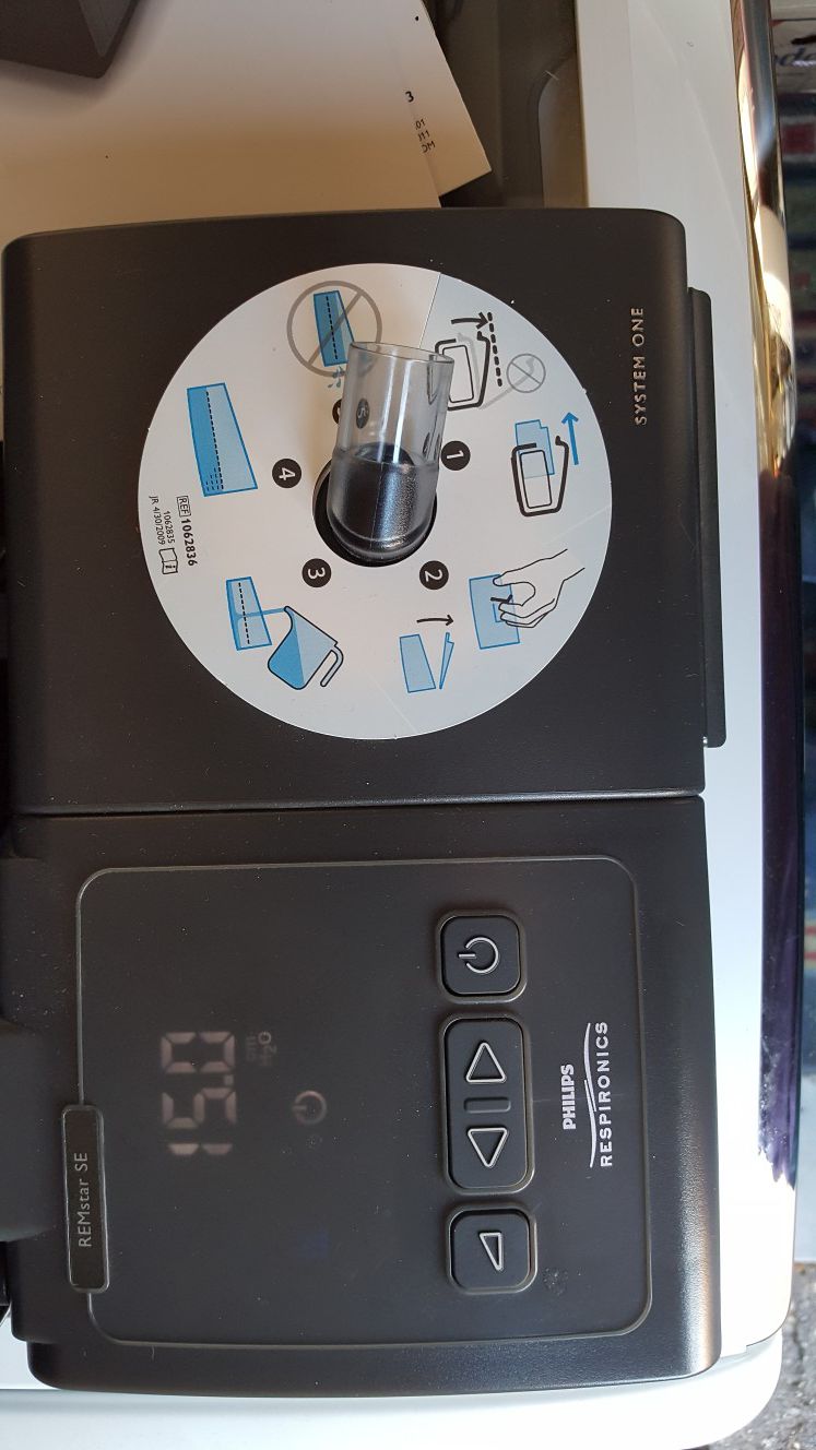 Respironics System One REMstar SE CPAP Machine