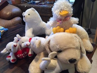 White plush 6 soft animal toys.