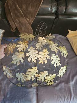 Metal fall/Halloween decor