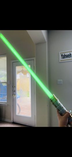 42” Long Star War’s collectable Hand Built Lightsaber | Disney world Hollywood Studios | Luke 