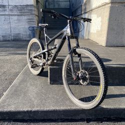 XL YT Jeffsy Carbon Mountain Bike