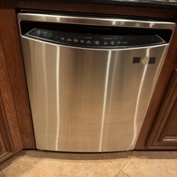 GE PROFILE dishwasher 