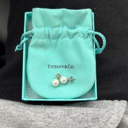 Tiffany Pearl Earring 