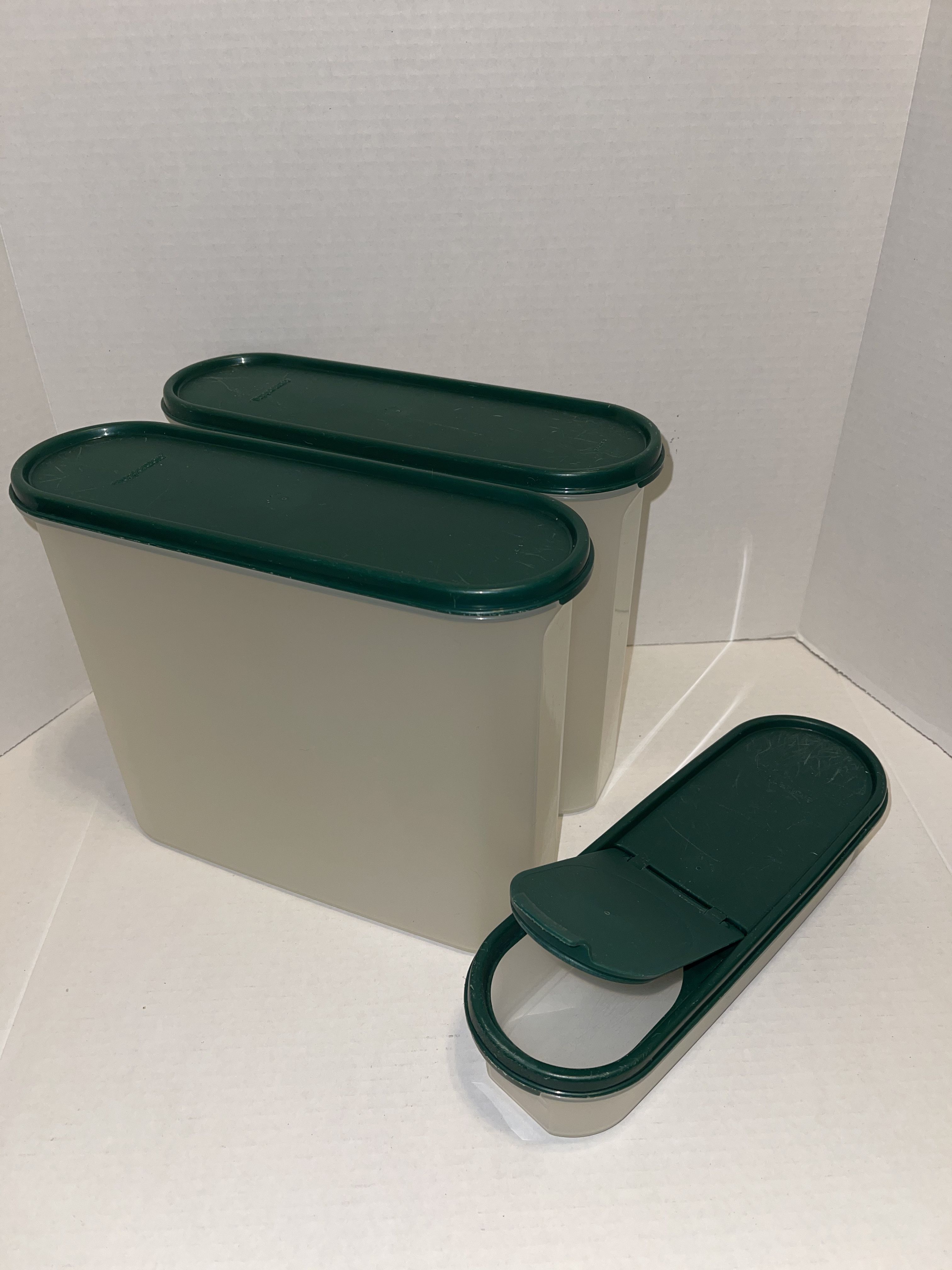 3 Tupperware modular mates super oval storage containers with green seals lids #1 & #4