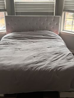queen bed