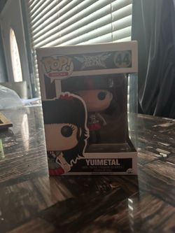 YuiMetal funko