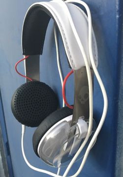 Skullcandy “Grind” headphones / new condition 👂🗣🎤🎧🎼🎹🥁🎻🎸