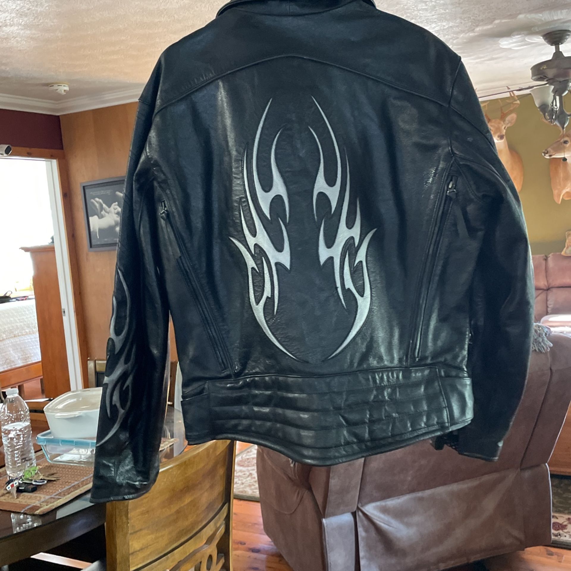 First Gear Large Black Genuine Leather Male Motorcycle Jacket