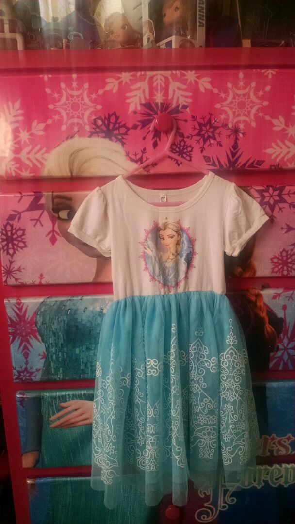 Elsa dress size 5/6