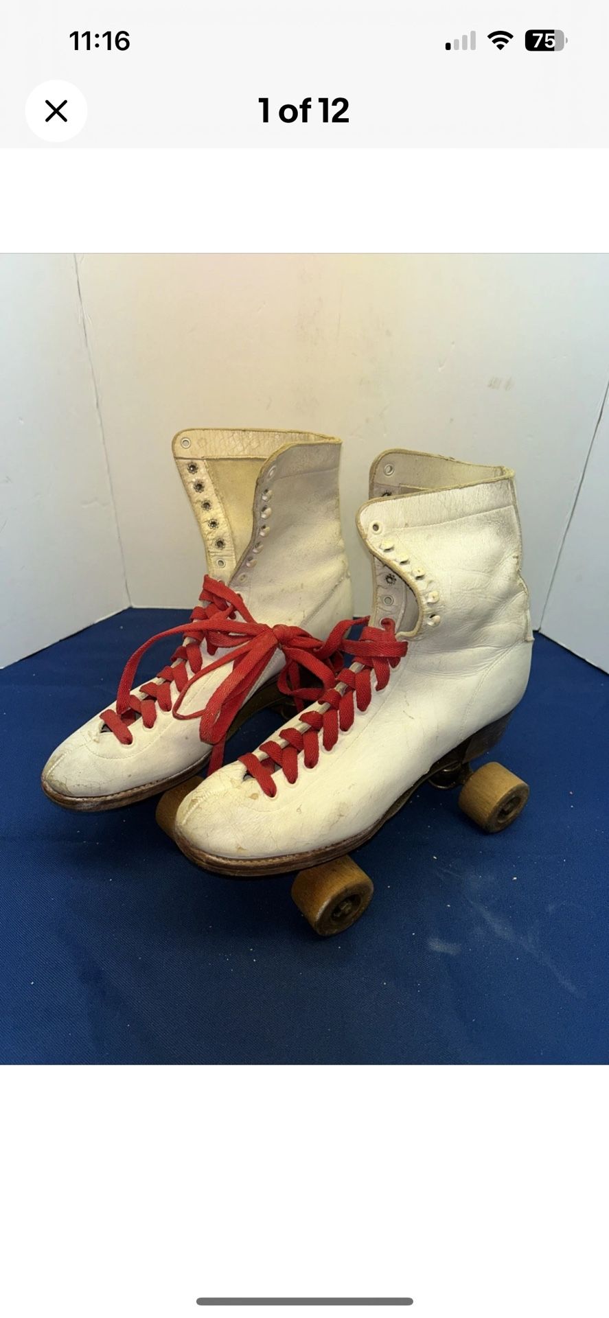 Vintage Chicago Roller Skates, White, Woman Size 6. Used Condition.