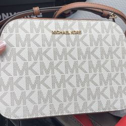 Michael Kors Houston LG zip crossbody