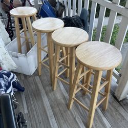 4 Bar Stools