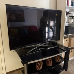 TV Screen 55” + Apple TV 