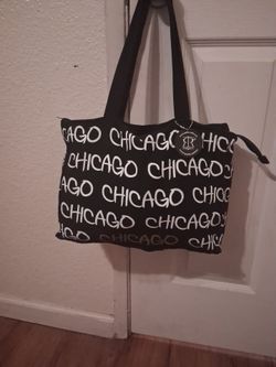 Robin Ruth Chicago tote bag