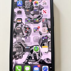 Used iPhone 13 w/ Back Glass Broken