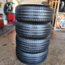245/45/19 X4 Used Like New BRIDGESTONE
