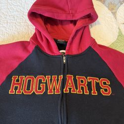 XL Men’s Embroidered Hogwarts Zip up