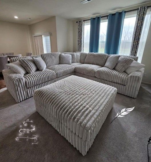 🎀$10 Payment 👌Stupendous Sectional Set👌 Other Color Black